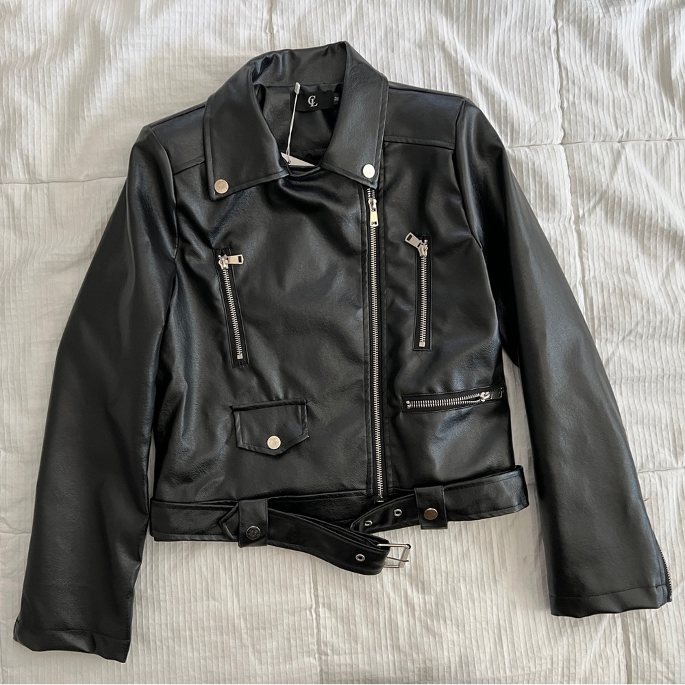 Carmen Leather Tay Leather Biker Jacket Medium Petite Black Full Zip Cropped